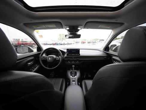Used 2024 Honda HR-V EX-L image 19