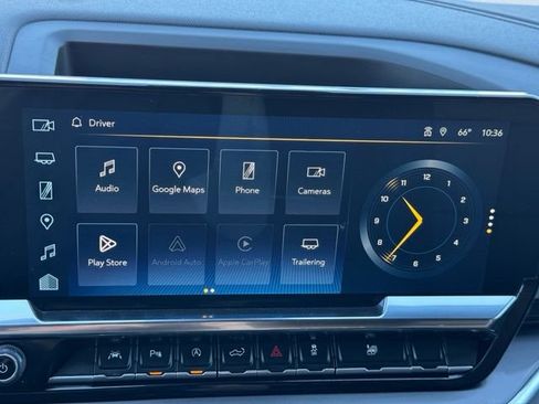 Certified 2024 Chevrolet Silverado 1500 High Country w/ Technology Package AWD/4WD image 3