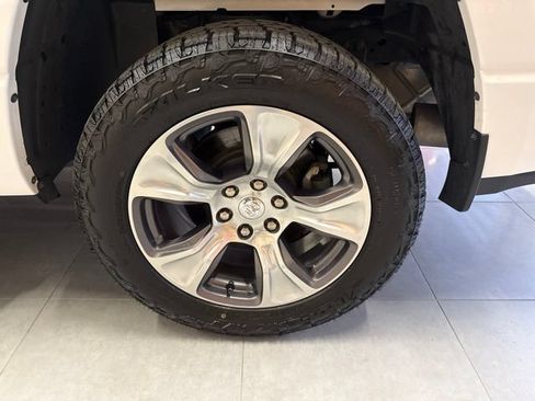 Used 2023 RAM 1500 Laramie AWD/4WD image 16