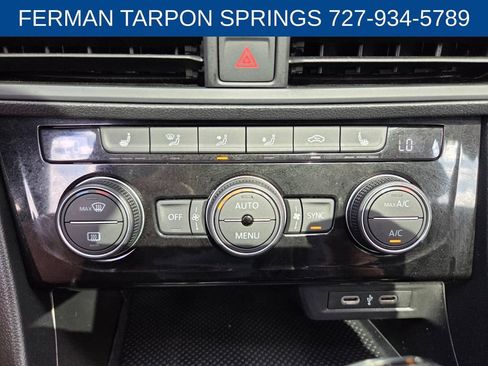 Used 2024 Volkswagen Jetta SE FWD image 28