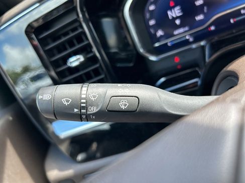 Used 2024 Chevrolet Silverado 2500 LT image 21