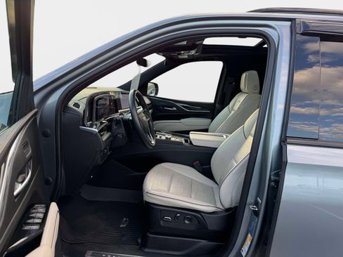 Certified 2023 Cadillac Escalade Sport w/ Touring Package AWD/4WD image 21