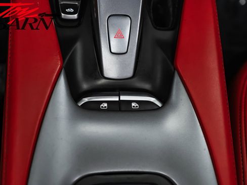 Used 2020 Ferrari Portofino RWD image 52