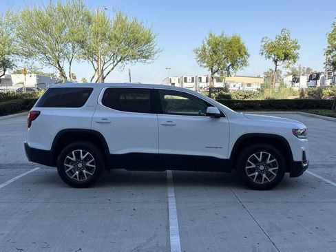 Used 2020 GMC Acadia SLE FWD image 2