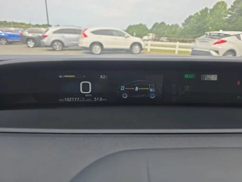 Used 2021 Toyota Prius Limited FWD image 22