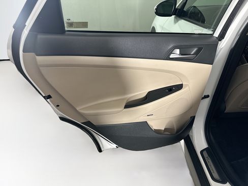 Used 2017 Hyundai Tucson Limited w/ Limited Ultimate Package 03 AWD/4WD image 28