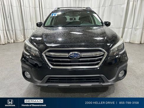 Used 2019 Subaru Outback 2.5i Premium AWD/4WD image 3