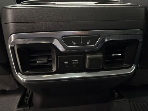 Used 2019 Chevrolet Silverado 1500 LTZ w/ LTZ Plus Package image 32