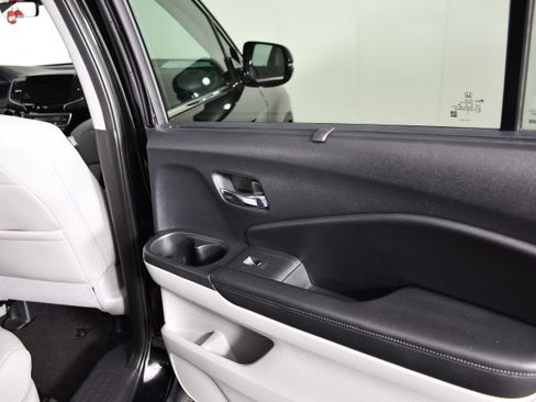 Used 2019 Honda Pilot Touring image 45