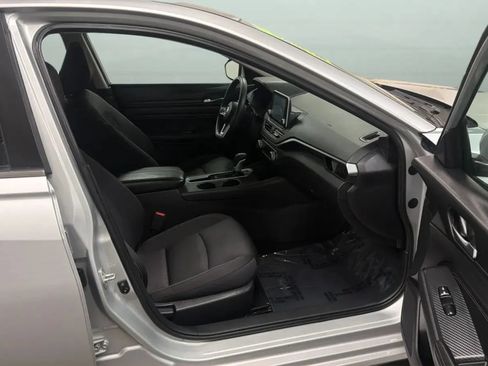 Used 2019 Nissan Altima 2.5 S FWD image 21