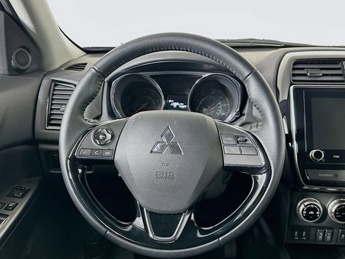 Used 2025 Mitsubishi Outlander Sport SE image 18