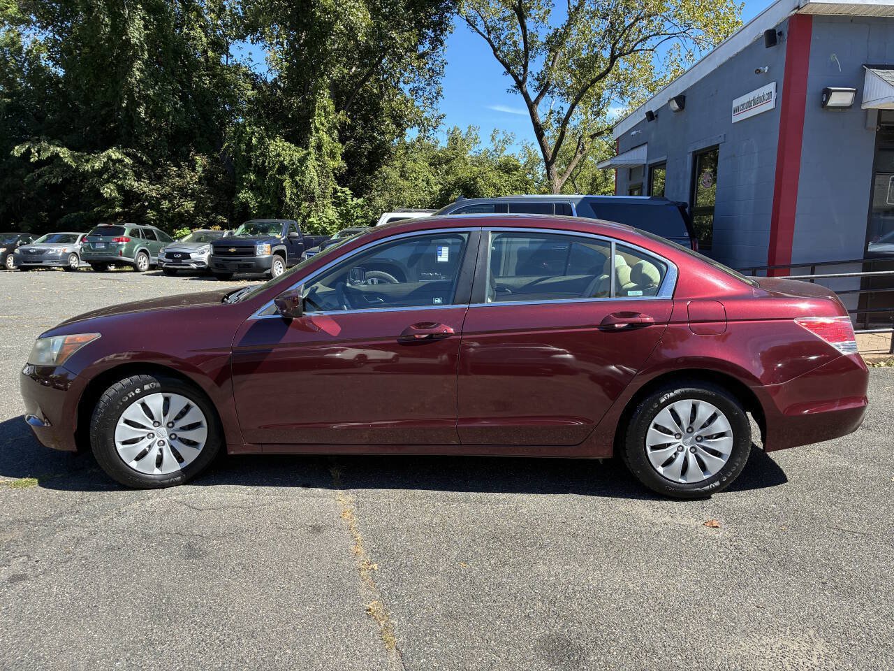 Used 2010 Honda Accord LX image 2