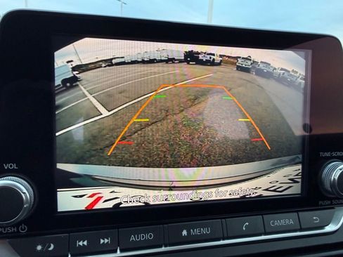 Used 2024 Nissan Altima 2.5 SV image 20