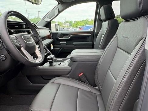 New 2026 GMC Sierra 1500 Denali AWD/4WD image 13
