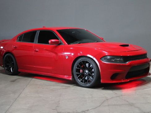 Used 2016 Dodge Charger SRT Hellcat w/ Harman/Kardon Audio Group image 3