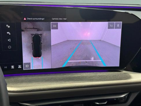 Certified 2025 Audi Q5 Premium w/ Convenience Package image 32