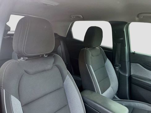 Used 2025 Chevrolet TrailBlazer LT w/ Driver Confidence Package FWD image 25