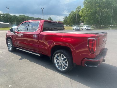 Used 2023 GMC Sierra 1500 Denali w/ Denali Reserve Package AWD/4WD image 13