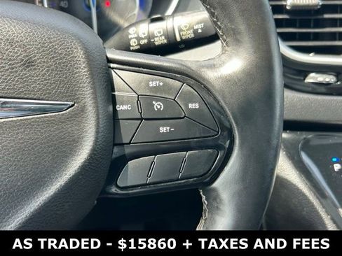 Used 2019 Chrysler Pacifica Touring-L Plus w/ S Appearance Package FWD image 24