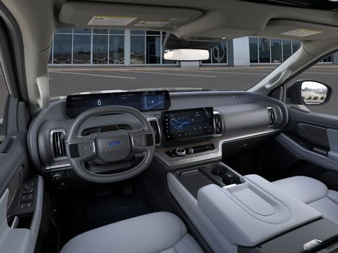 New 2026 Ford Expedition Platinum w/ Platinum Ultimate Package AWD/4WD image 33