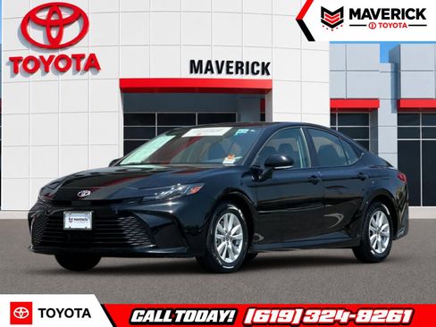 Used 2026 Toyota Camry LE FWD image 1