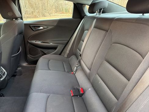 Used 2024 Chevrolet Malibu LT image 12