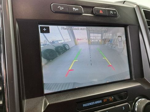 Used 2018 Ford F150 XLT w/ Equipment Group 302A Luxury image 19