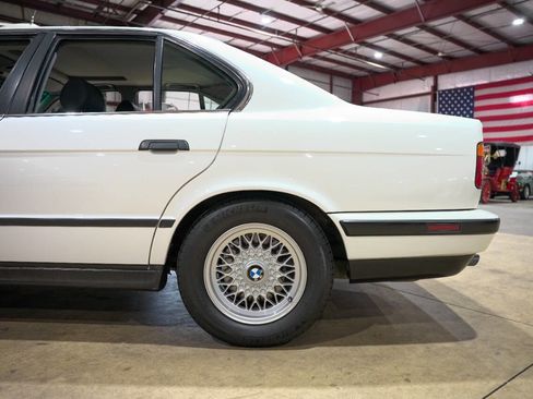 Used 1993 BMW 535i 535i 4dr Sedan image 5