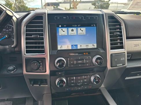 Used 2017 Ford F350 Platinum w/ Platinum Ultimate Package image 18