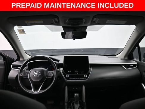 Certified 2025 Toyota Corolla Cross XLE FWD image 25