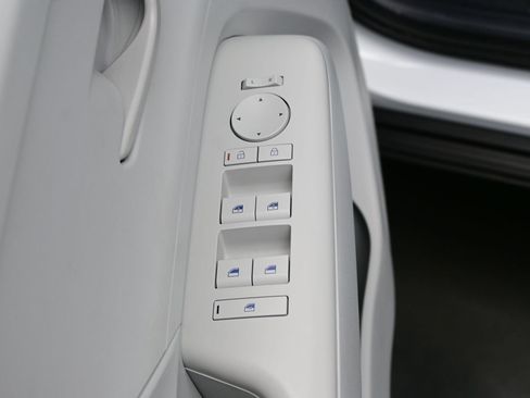 Certified 2026 Hyundai Kona SEL Sport AWD/4WD image 10