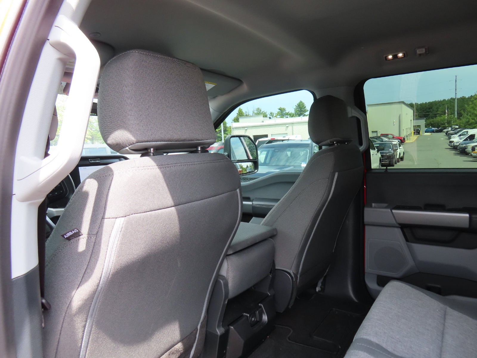 Certified 2026 Ford F250 XL w/ STX Appearance Package AWD/4WD image 31