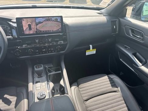 New 2026 Nissan Pathfinder Rock Creek AWD/4WD image 20