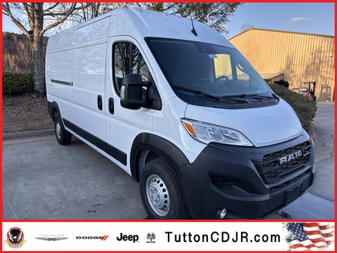 New 2026 RAM ProMaster 2500 w/ Premium Convenience Group image 1