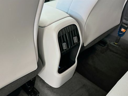 Used 2025 Hyundai Kona SEL image 28