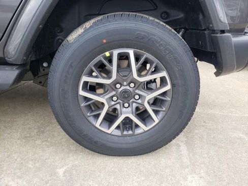 New 2026 Jeep Wrangler Unlimited Sahara image 12