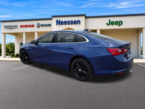 Used 2023 Chevrolet Malibu LS FWD image 5