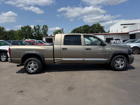 Used 2006 Dodge Ram 3500 Truck Laramie RWD image 6