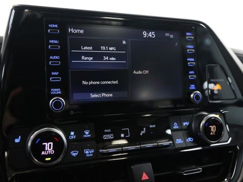 Used 2021 Toyota Highlander XLE AWD/4WD image 27