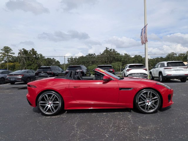 Used 2018 Jaguar F-TYPE R-Dynamic RWD image 4