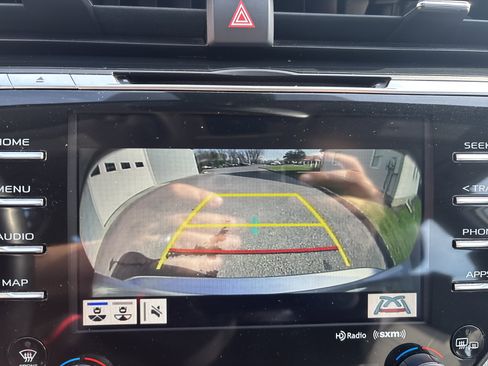 Used 2019 Toyota Camry XLE image 27