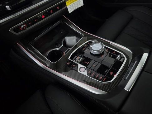 New 2026 BMW X7 M60i image 26