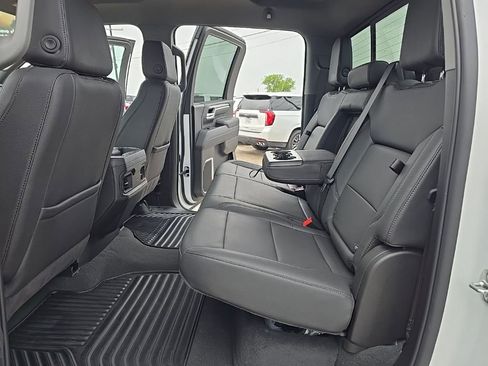 Used 2025 Chevrolet Silverado 2500 LT w/ Trail Boss Package image 15