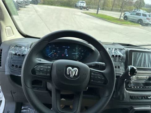 New 2026 RAM ProMaster 1500 w/ Convenience Group image 4