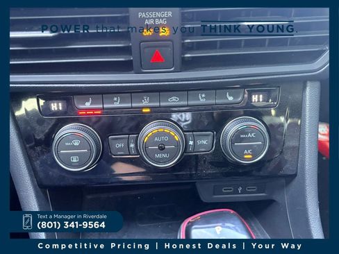 Used 2022 Volkswagen Jetta GLI Autobahn image 19