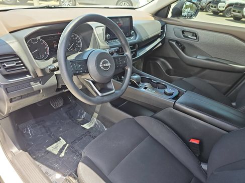 Used 2023 Nissan Rogue S AWD/4WD image 15
