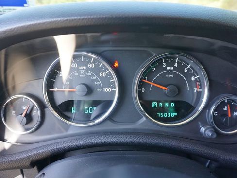 Used 2017 Jeep Wrangler Unlimited Sport w/ Max Tow Package AWD/4WD image 5