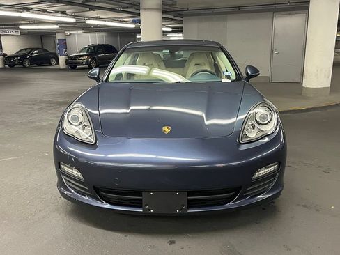 Used 2011 Porsche Panamera 4 AWD/4WD image 31