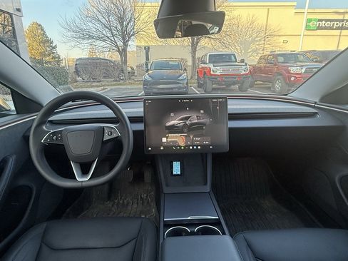 Used 2025 Tesla Model 3 Long Range image 18