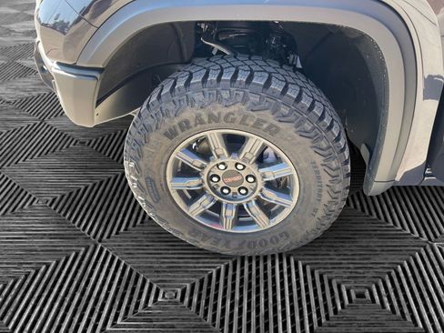 New 2026 GMC Sierra 1500 AT4X image 14